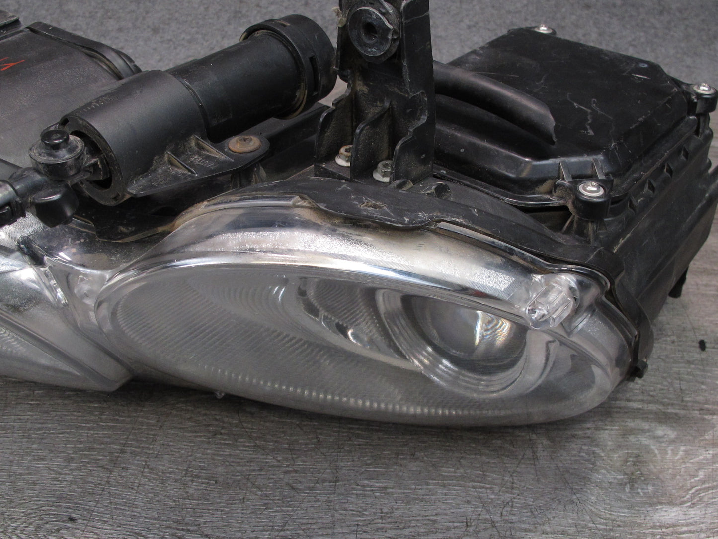 03-09 Bentley Continental GTC GT Flying Spur Front Right Xenon Headlight Lamp