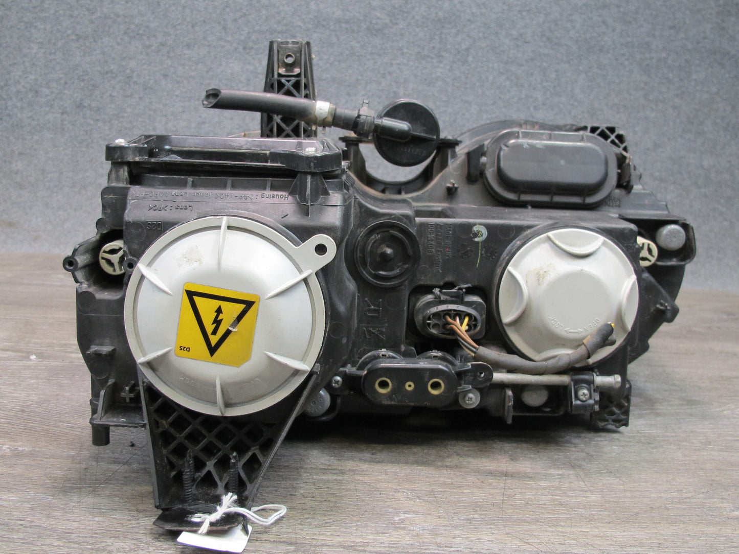 03-09 Bentley Continental GTC GT Flying Spur Front Right Xenon Headlight Lamp