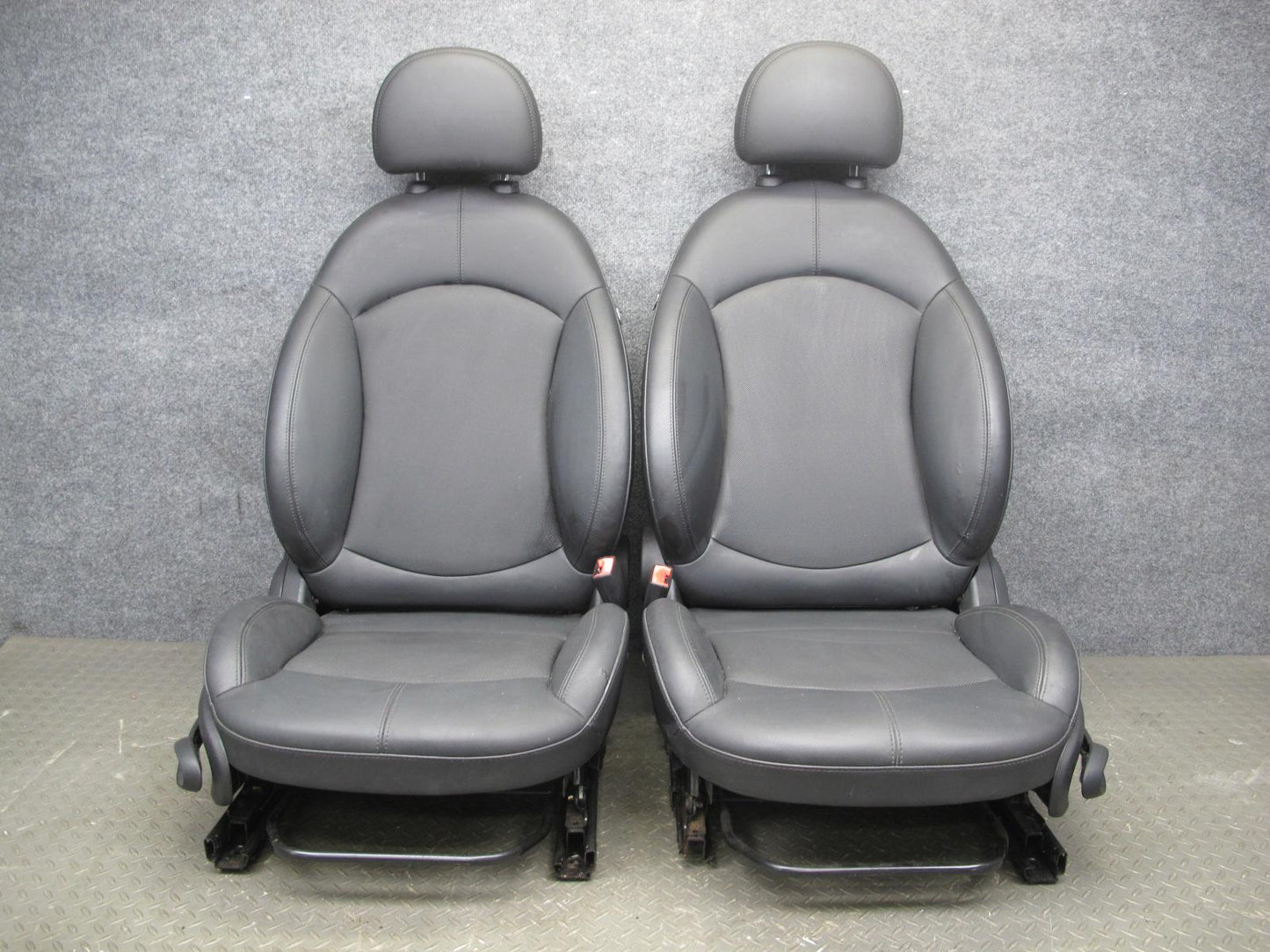 11-13 Mini Cooper R60 Countryman Set of 4 Front & Rear Leatherette Seat OEM
