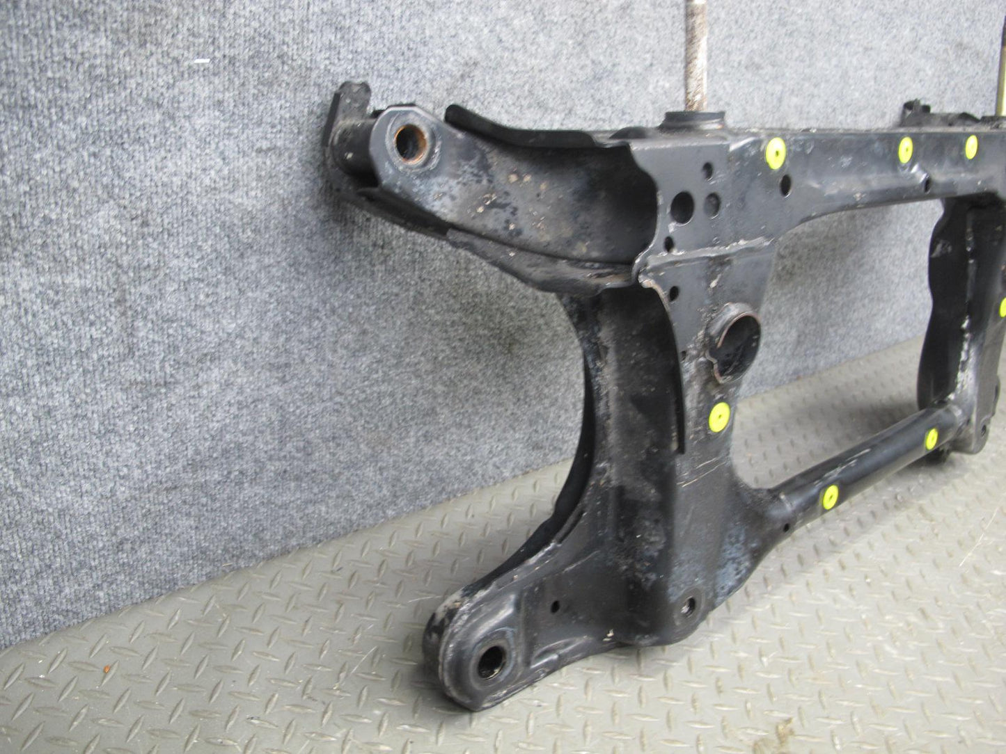 01-03 Lexus LS430 UCF30L Front Suspension Sub Frame Crossmember Cradle OEM