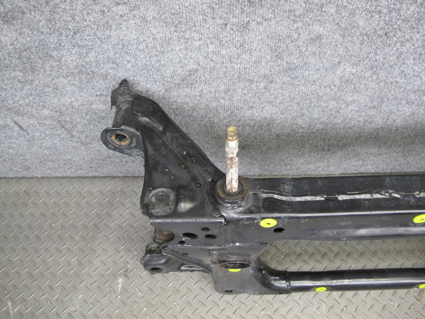01-03 Lexus LS430 UCF30L Front Suspension Sub Frame Crossmember Cradle OEM