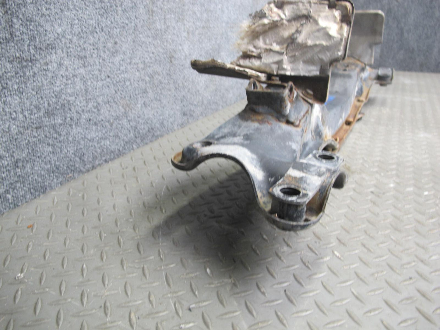 1983-1991 Porsche 928 S Front Engine Sub Frame Suspension Crossmember Carrier