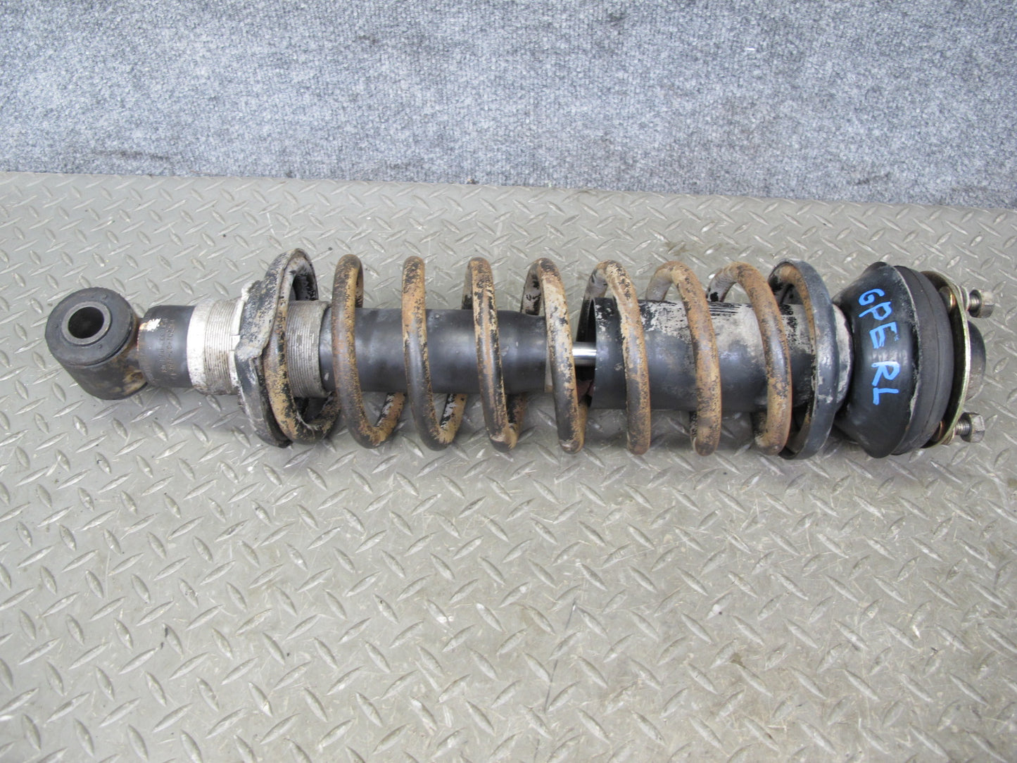 1983-1986 Porsche 928 S Rear Right Left Side Shock Strut Absorber W/ Spring Set