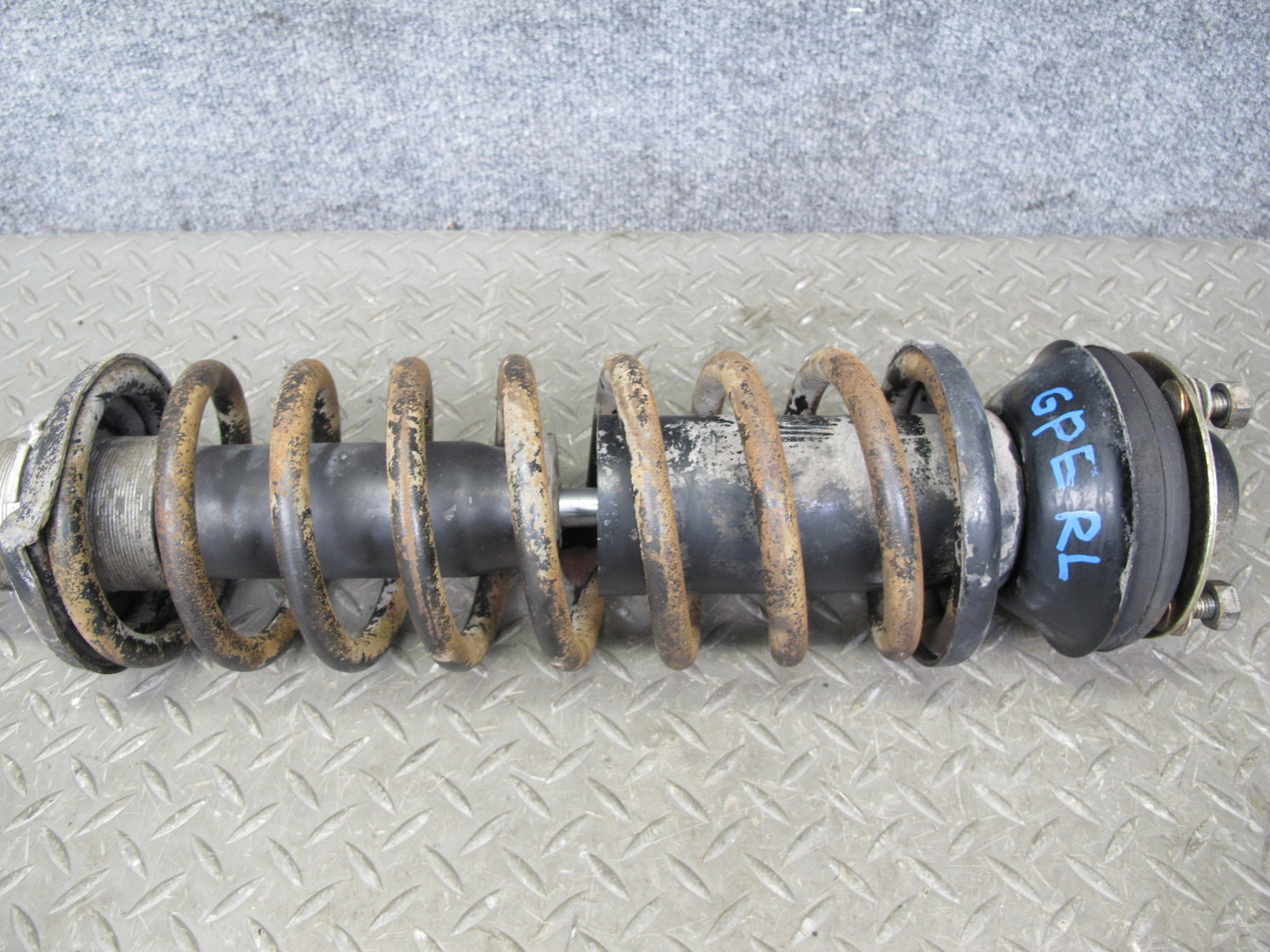 1983-1986 Porsche 928 S Rear Right Left Side Shock Strut Absorber W/ Spring Set