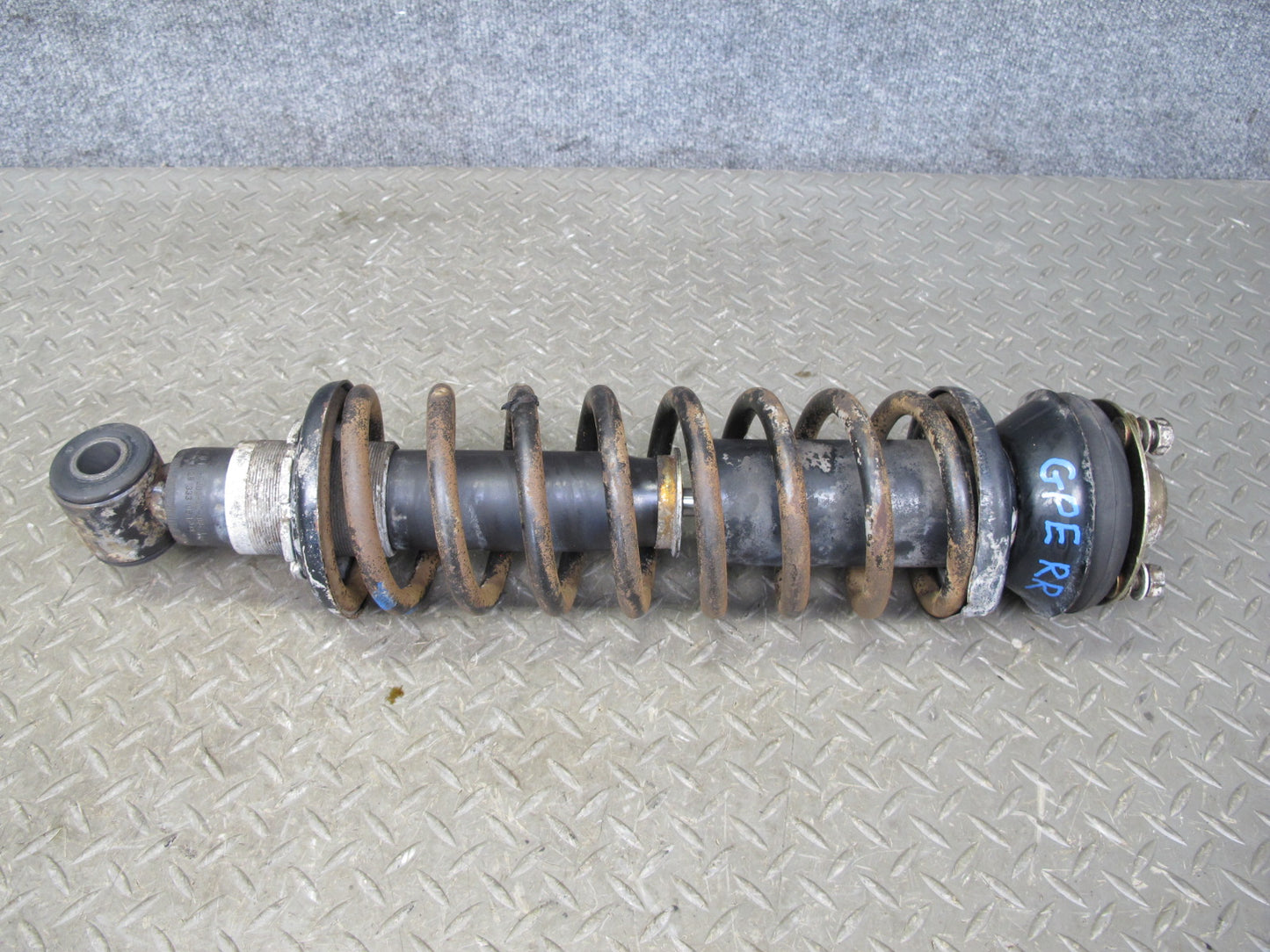1983-1986 Porsche 928 S Rear Right Left Side Shock Strut Absorber W/ Spring Set