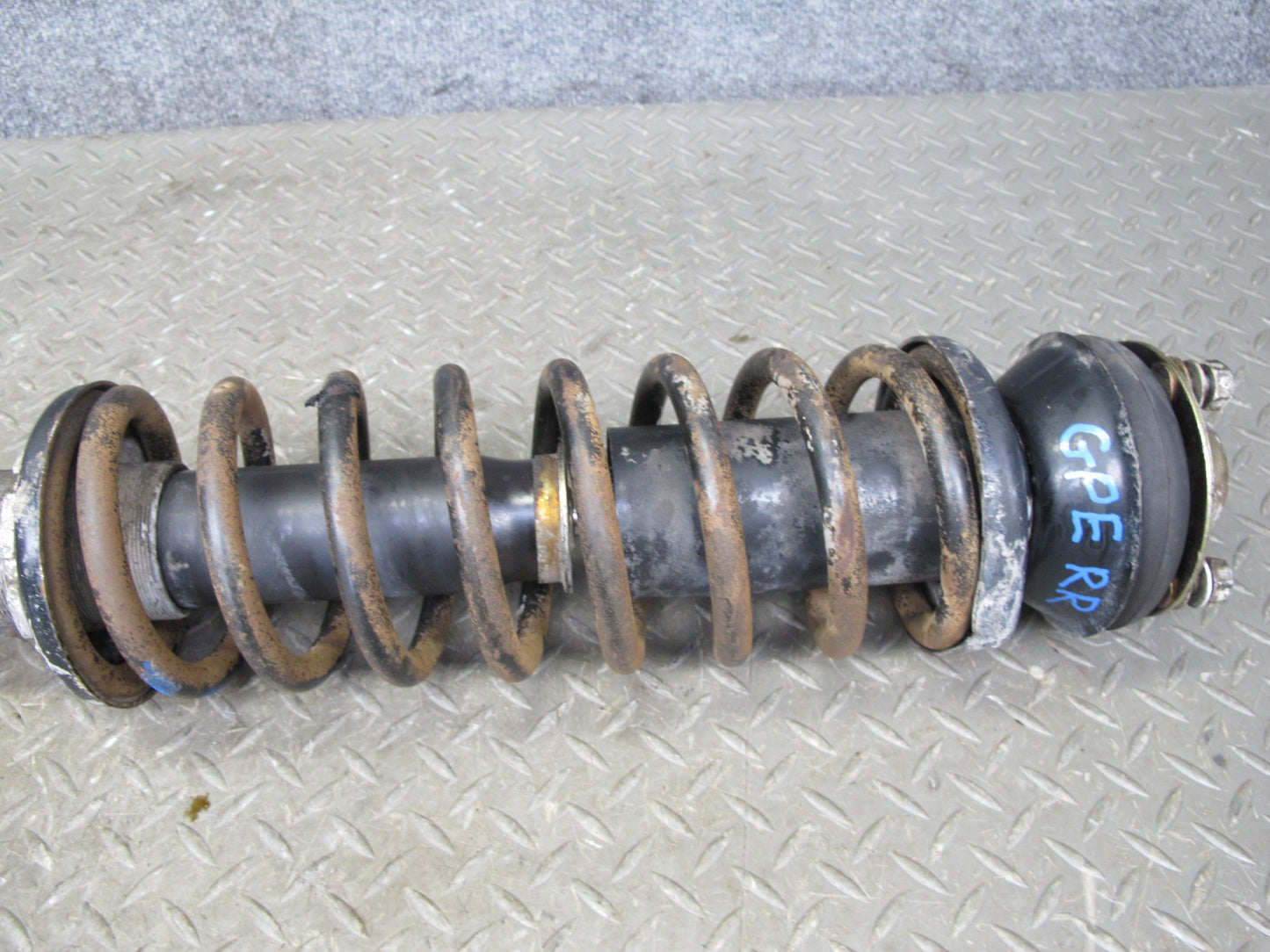 1983-1986 Porsche 928 S Rear Right Left Side Shock Strut Absorber W/ Spring Set