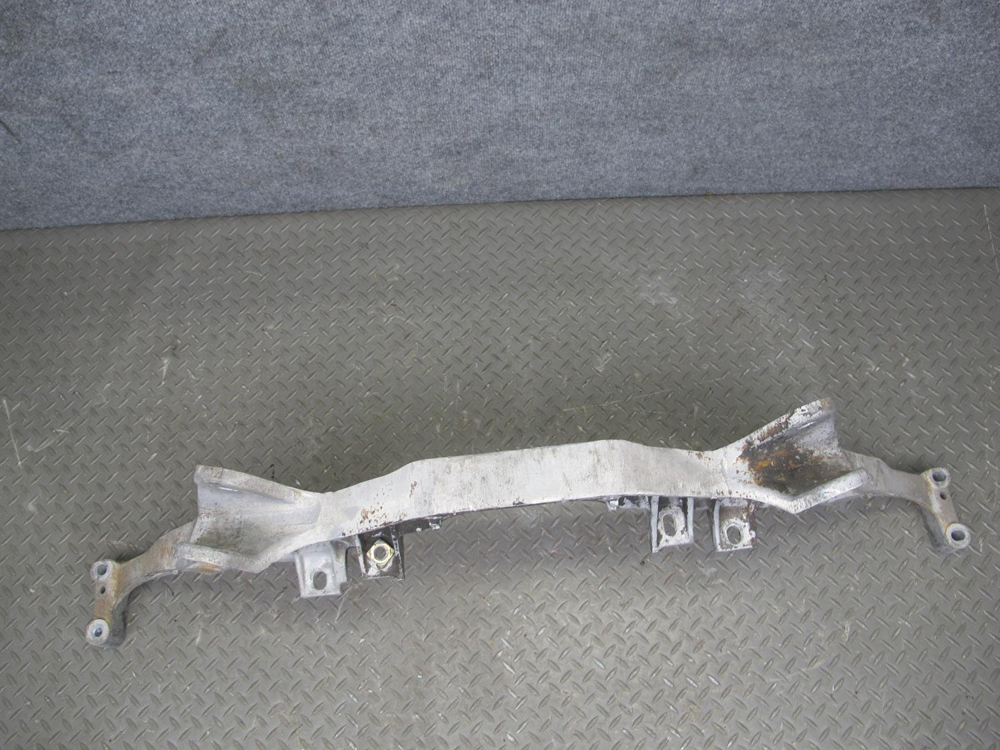 1983-1995 Porsche 928 S A/T Rear Engine Sub Frame Suspension Crossmember Carrier
