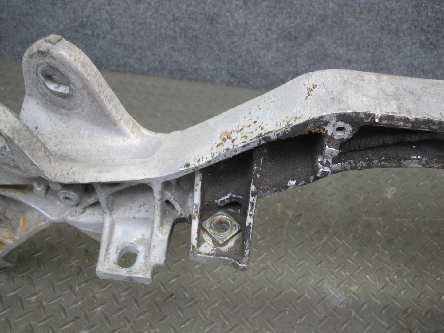 1983-1995 Porsche 928 S A/T Rear Engine Sub Frame Suspension Crossmember Carrier