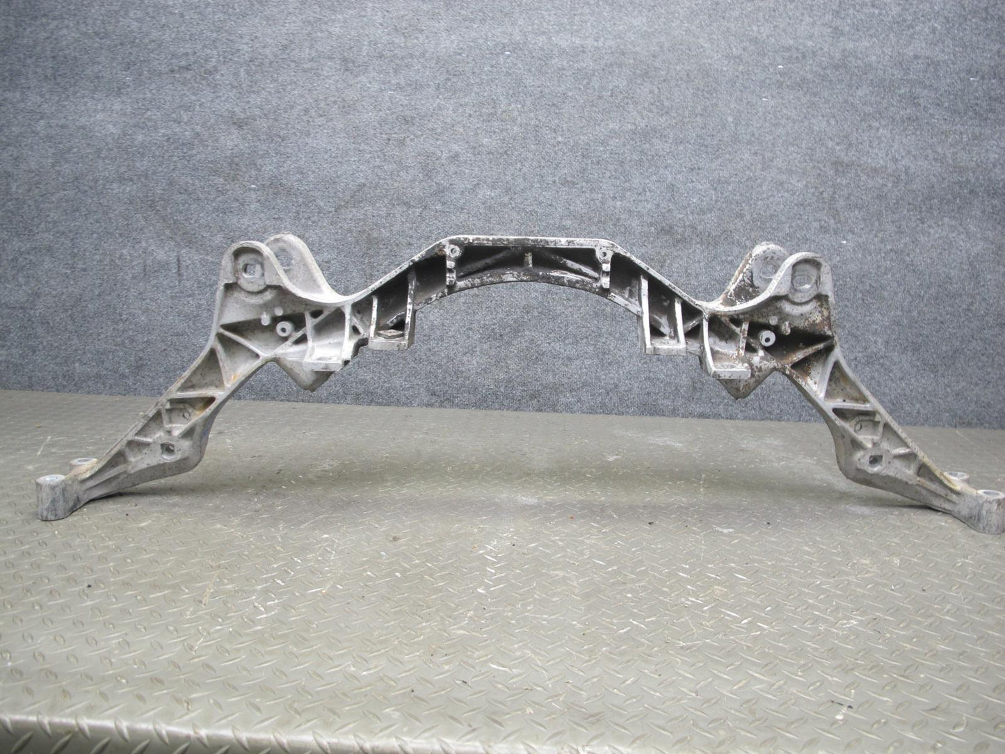 1983-1995 Porsche 928 S A/T Rear Engine Sub Frame Suspension Crossmember Carrier