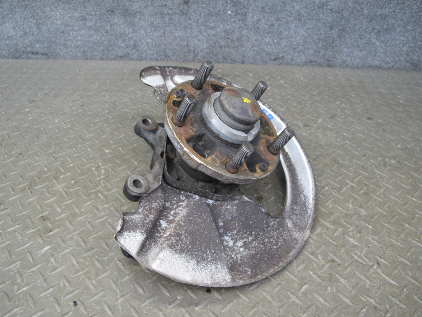 1983-1985 Porsche 928 S Front Right Pass Side Spindle Knuckle Wheel Hub Bearing