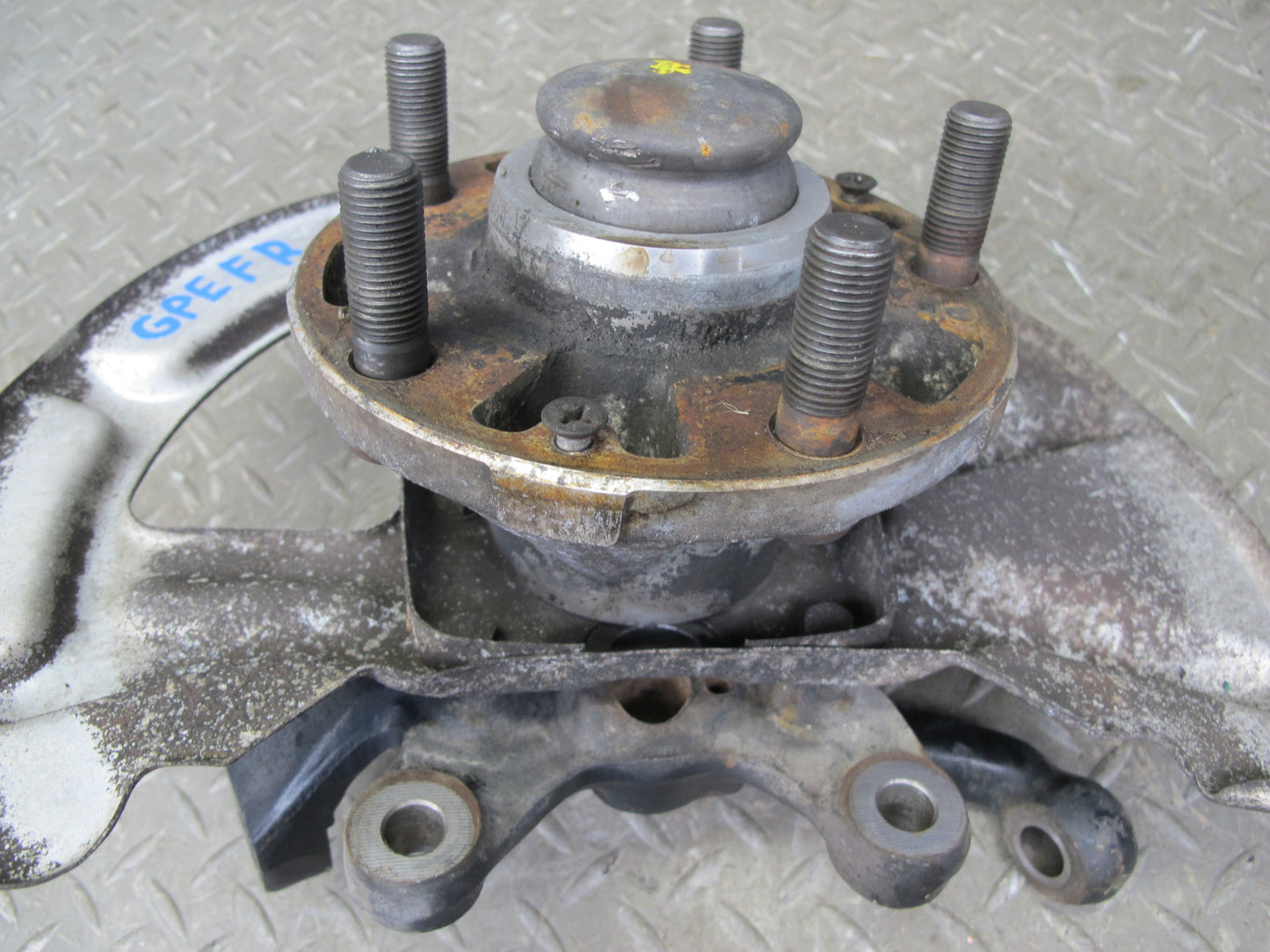 1983-1985 Porsche 928 S Front Right Pass Side Spindle Knuckle Wheel Hub Bearing