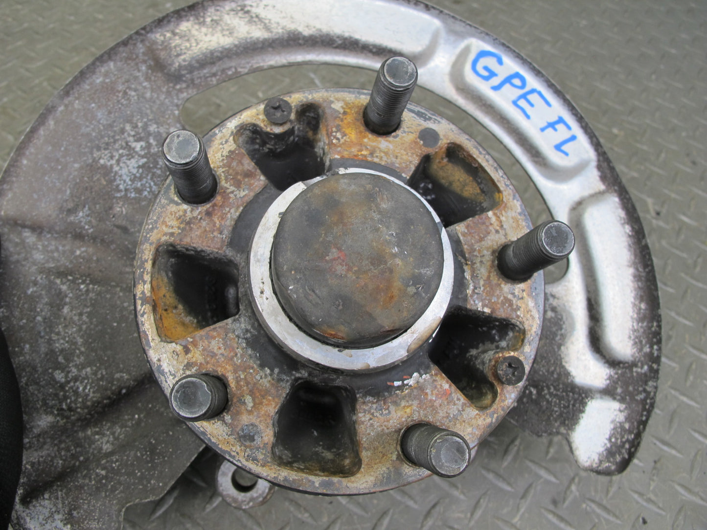 1983-1985 Porsche 928 S Front Left Driver Side Spindle Knuckle Wheel Hub Bearing