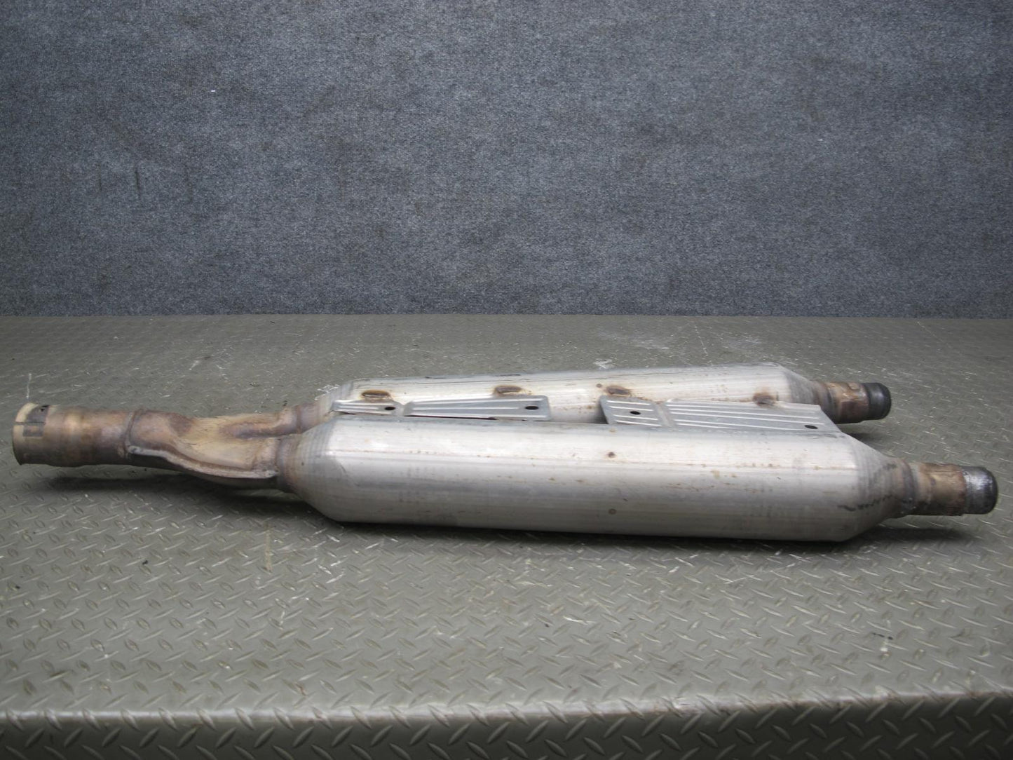 01-06 Lexus LS430 UCF30L Center Exhaust Pipe OEM