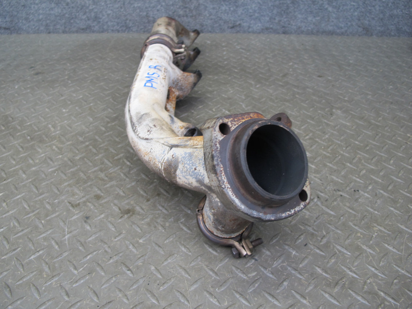86-91 Mercedes W126 C126 Right Exhaust Manifold 1171423802 OEM
