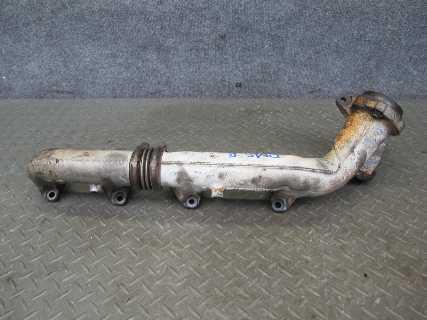 86-91 Mercedes W126 C126 Right Exhaust Manifold 1171423802 OEM