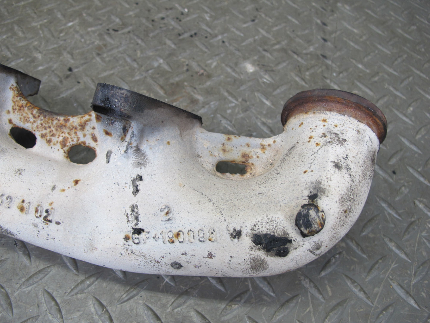 86-91 Mercedes W126 C126 Left Exhaust Manifold 1171423702 OEM