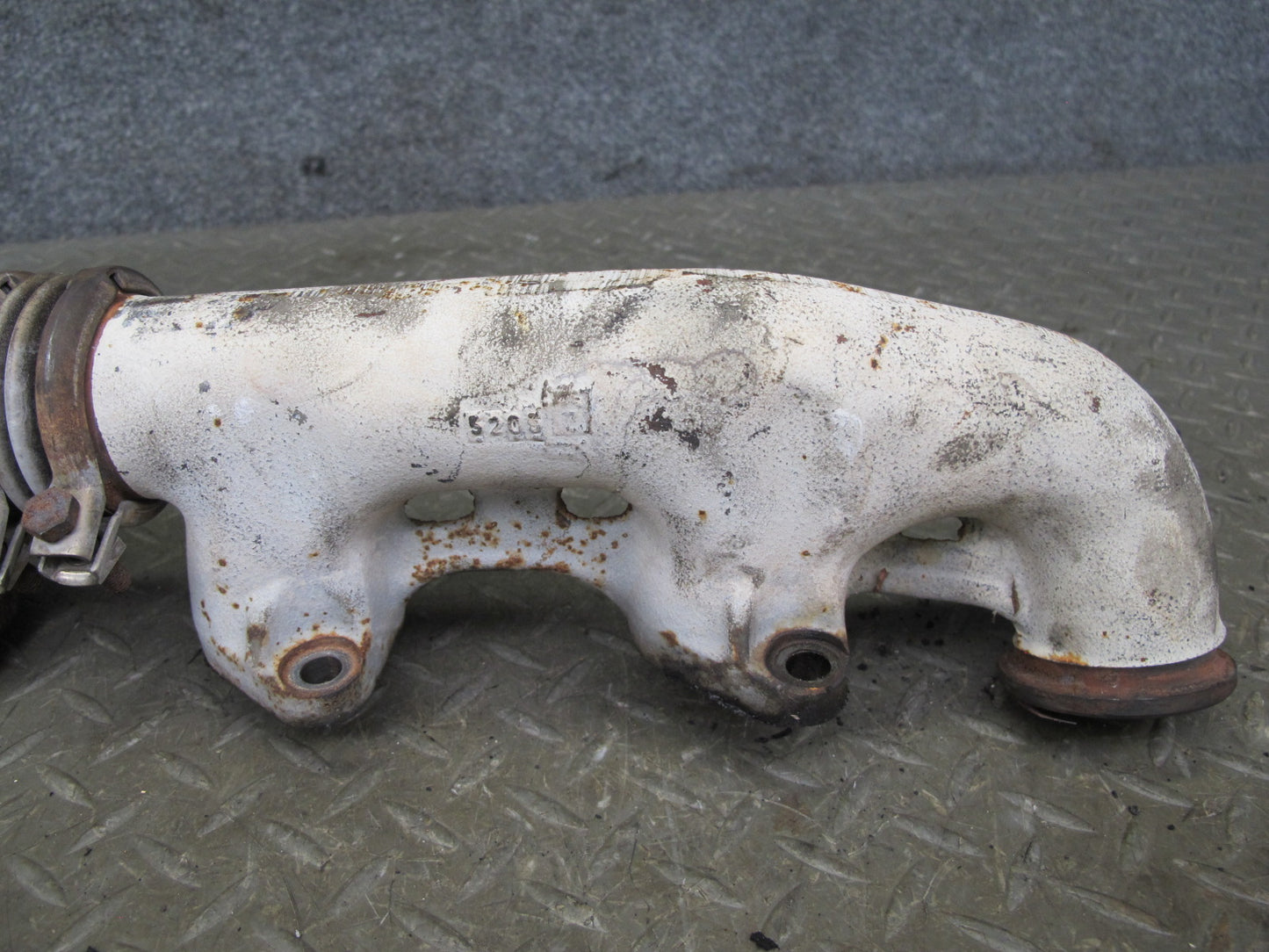 86-91 Mercedes W126 C126 Left Exhaust Manifold 1171423702 OEM