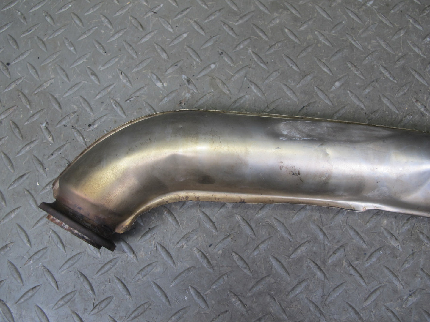 86-91 Mercedes W126 C126 M117 Exhaust Manifold Pipe Line 1161404814 OEM