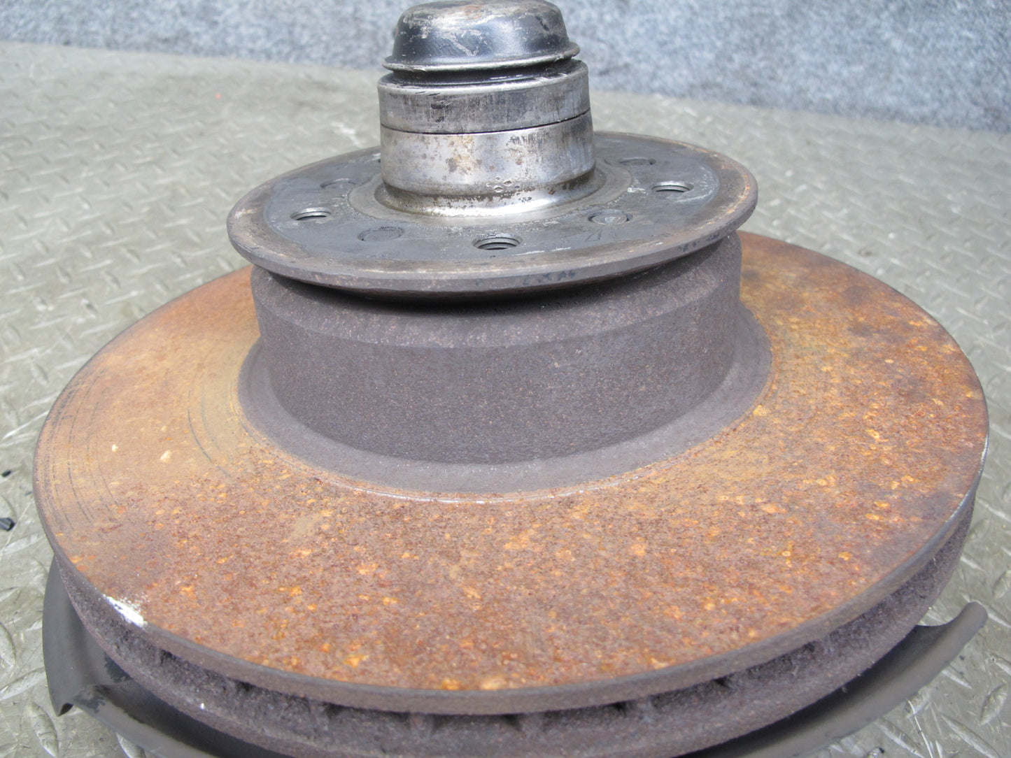86-91 Mercedes W126 C126 Front Right Spindle Knuckle Wheel Hub Bearing Rotor OEM