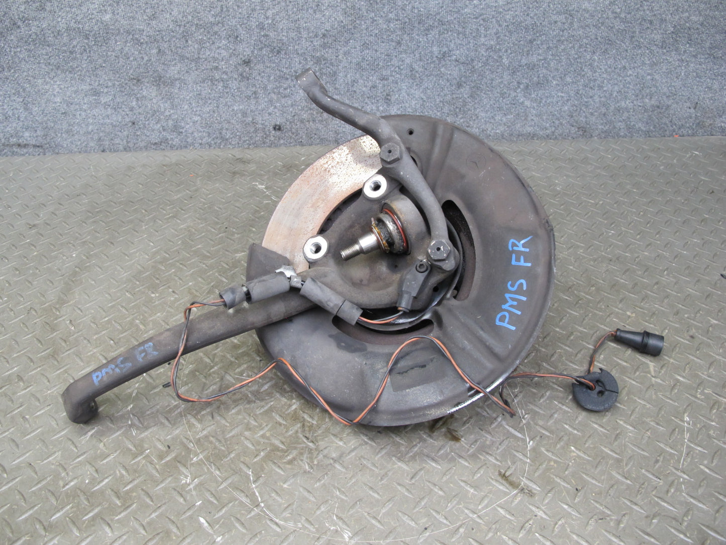86-91 Mercedes W126 C126 Front Right Spindle Knuckle Wheel Hub Bearing Rotor OEM