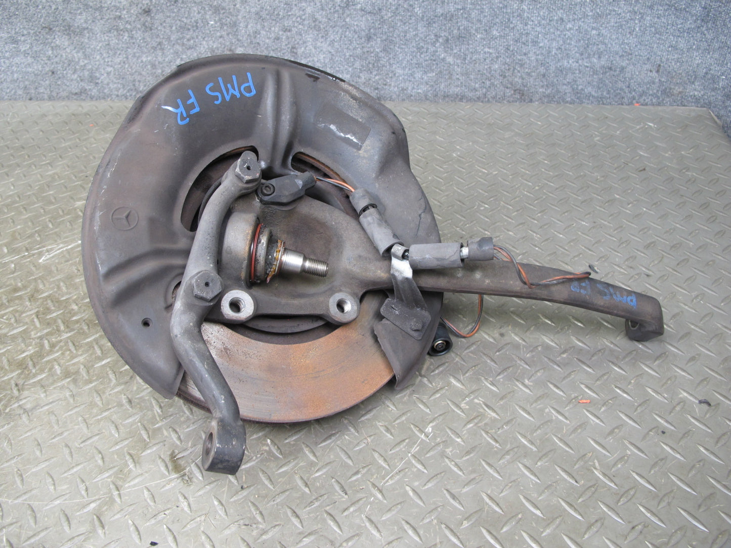86-91 Mercedes W126 C126 Front Right Spindle Knuckle Wheel Hub Bearing Rotor OEM