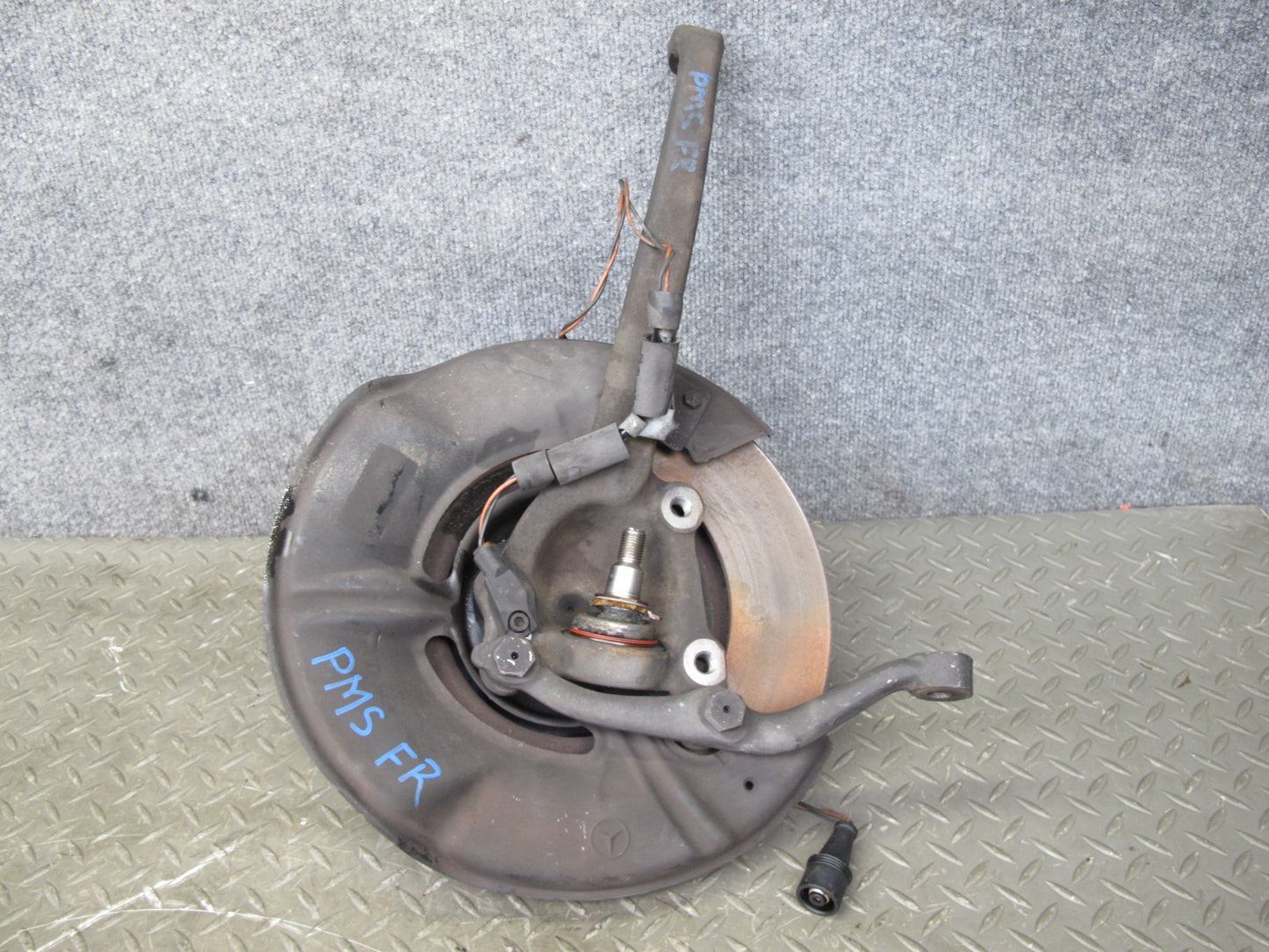 86-91 Mercedes W126 C126 Front Right Spindle Knuckle Wheel Hub Bearing Rotor OEM