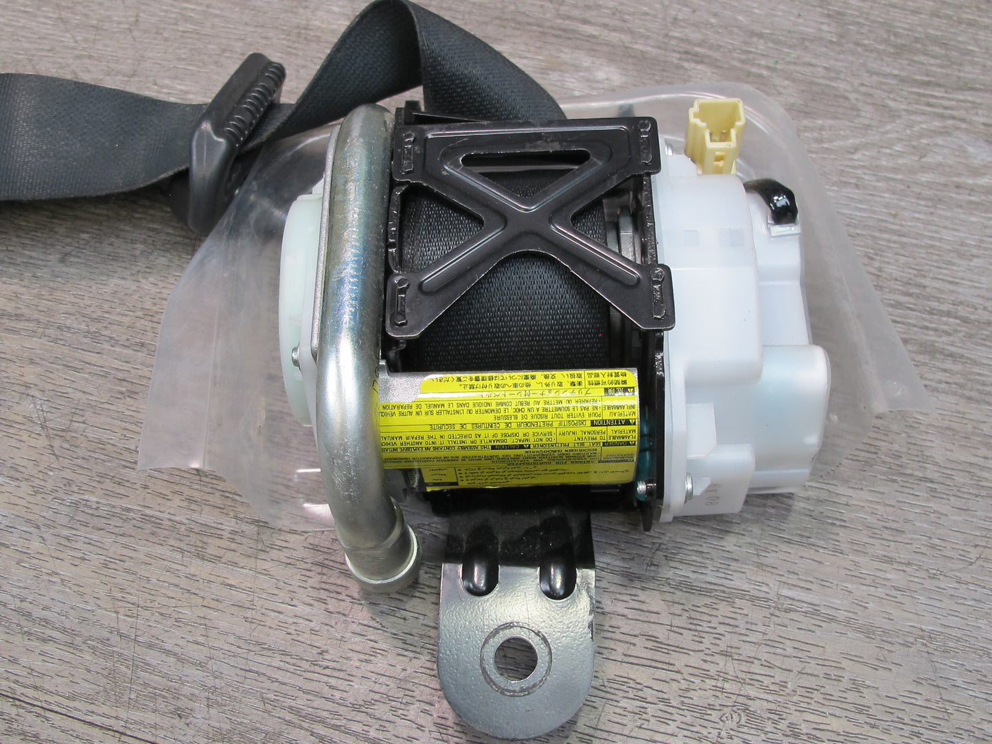 04-08 MAZDA RX8 FRONT LEFT DRIVER SIDE SEATBELT RETRACTOR OEM