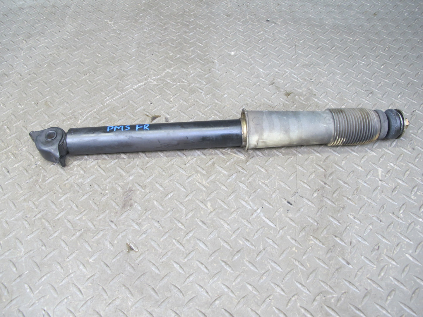 86-91 Mercedes W126 C126 Set of 2 Front Strut Shock Absorber OEM