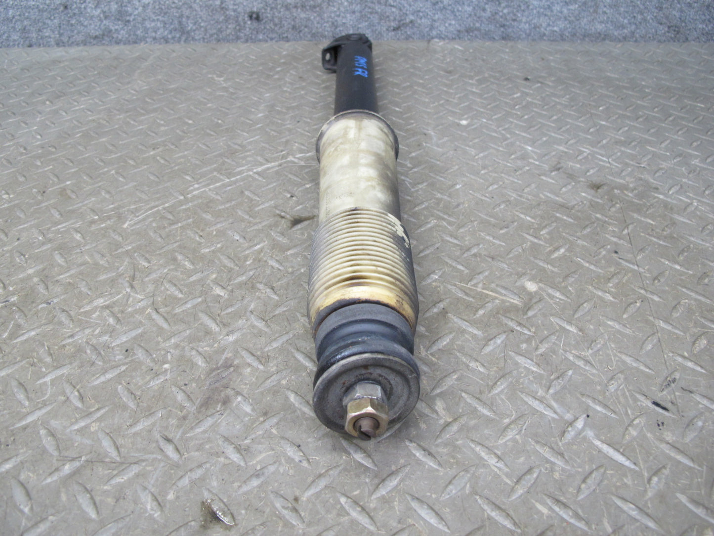 86-91 Mercedes W126 C126 Set of 2 Front Strut Shock Absorber OEM