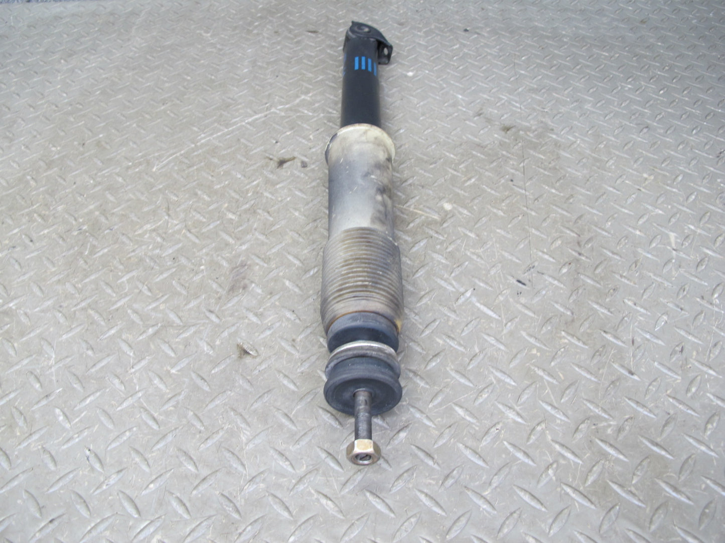 86-91 Mercedes W126 C126 Set of 2 Front Strut Shock Absorber OEM