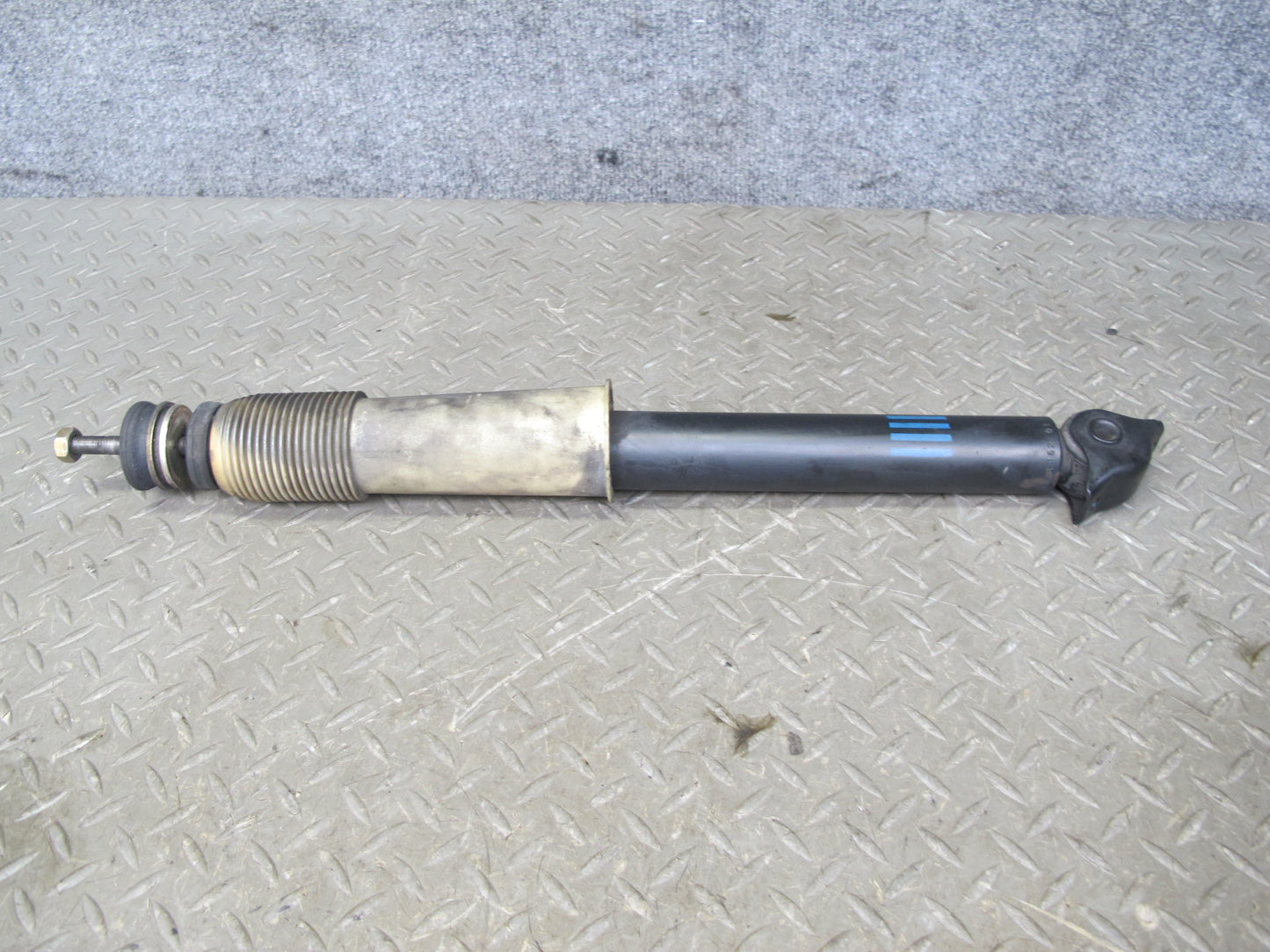 86-91 Mercedes W126 C126 Set of 2 Front Strut Shock Absorber OEM