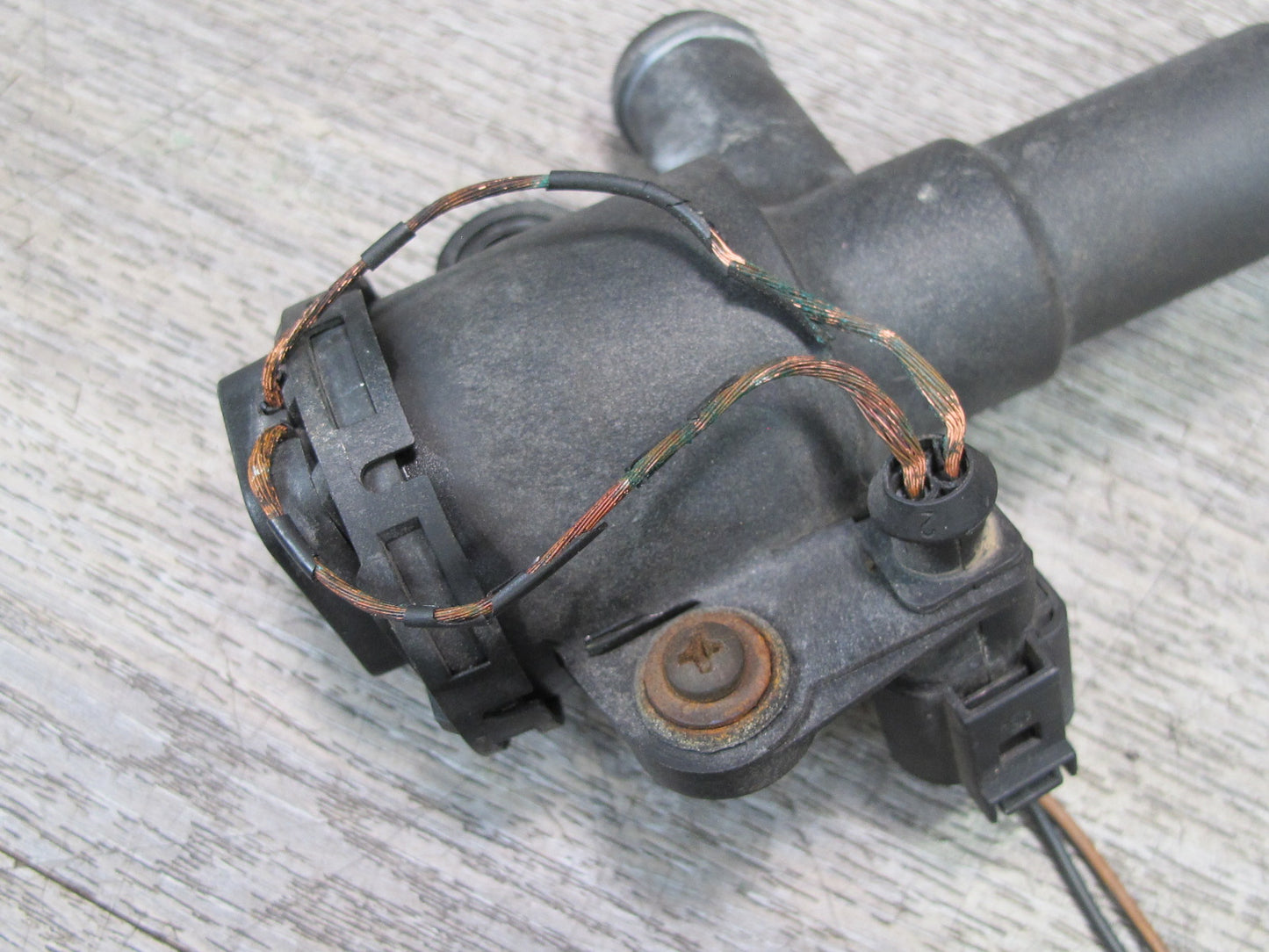 01-03 VW Eurovan T4 2.8L Thermostat Housing Coolant Pipe OEM
