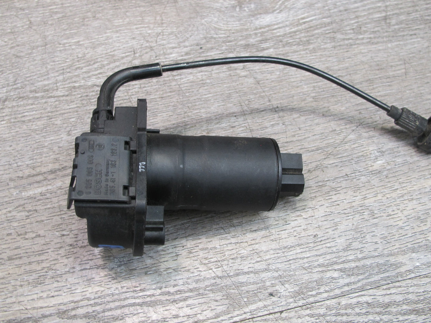 96-99 BMW E36/7 Z3 1.9L 2.8L Throttle Body Actuator 1163163 OEM