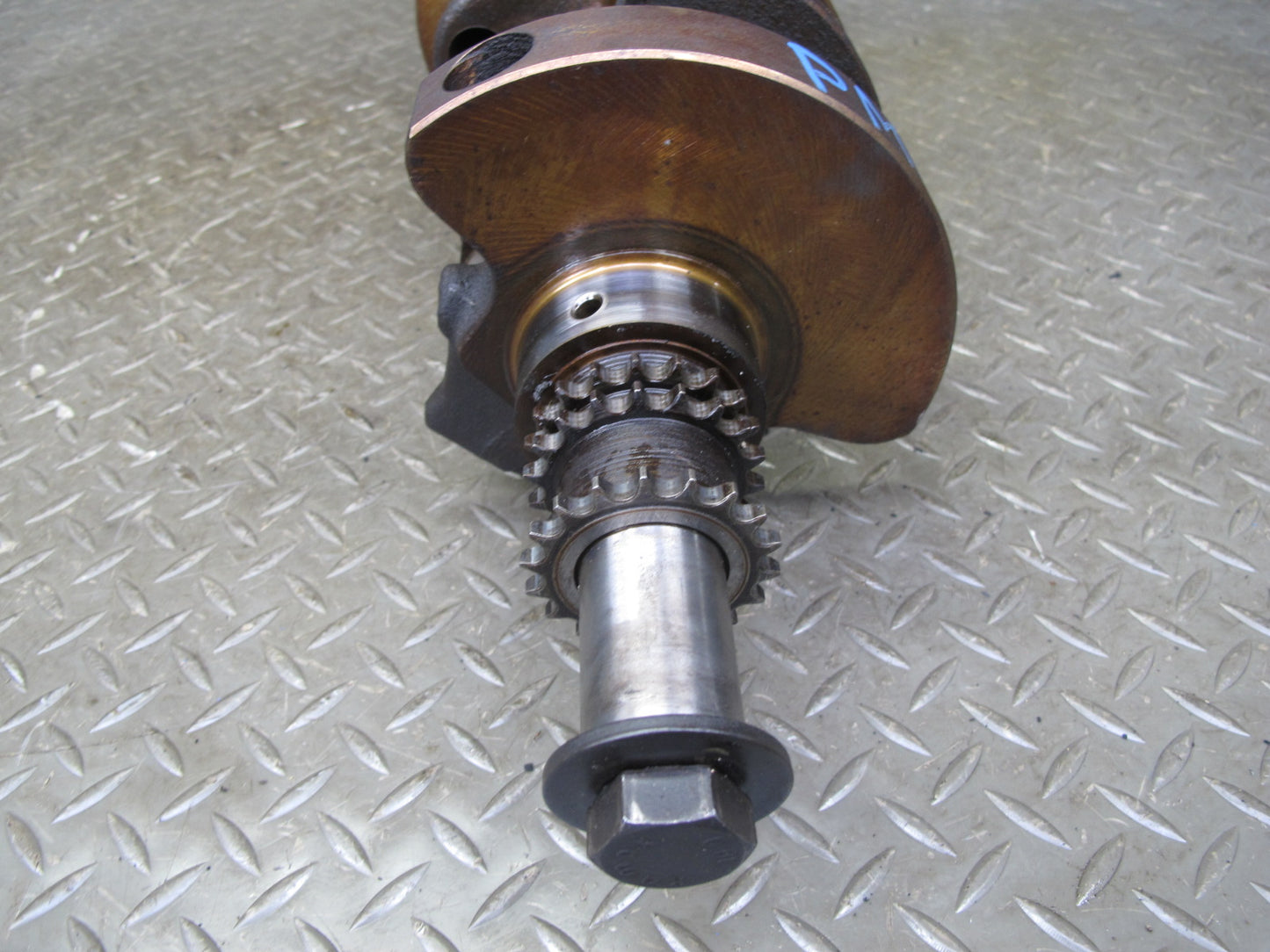 86-91 Mercedes W126 C126 560SEC 560SEL 5.5 M117 Engine Crankshaft 1170312701 OEM