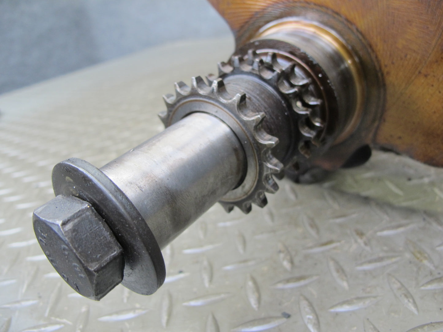 86-91 Mercedes W126 C126 560SEC 560SEL 5.5 M117 Engine Crankshaft 1170312701 OEM