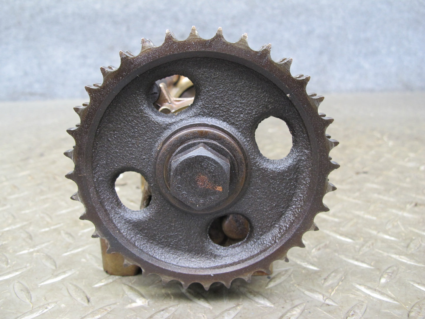 86-91 Mercedes W126 M117 Engine Left Camshaft Assembly OEM