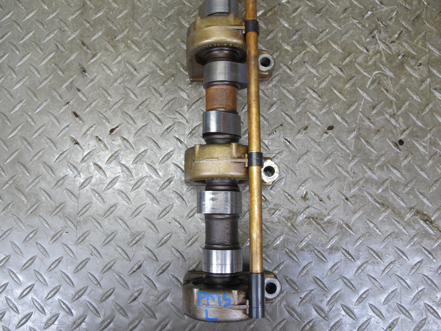 86-91 Mercedes W126 M117 Engine Left Camshaft Assembly OEM
