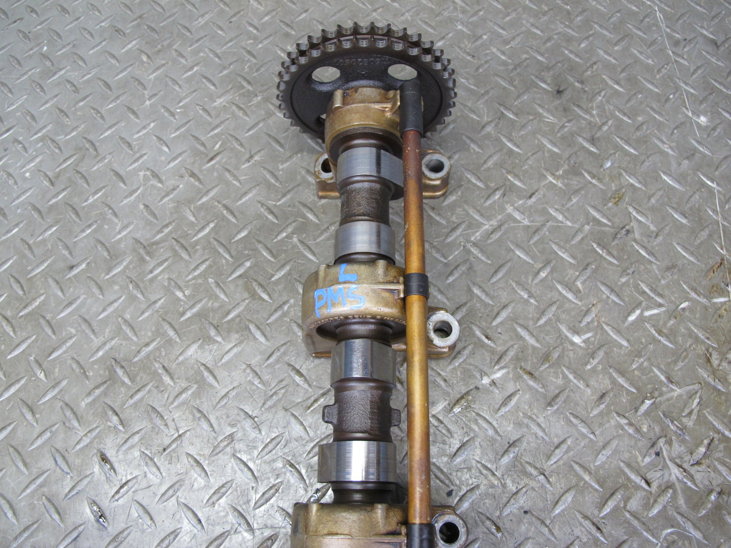 86-91 Mercedes W126 M117 Engine Left Camshaft Assembly OEM