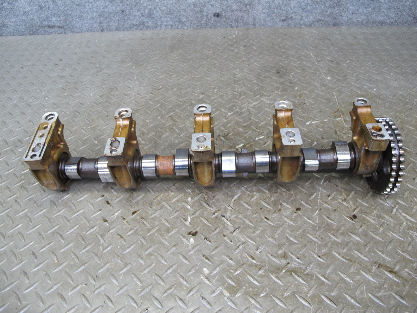86-91 Mercedes W126 M117 Engine Left Camshaft Assembly OEM