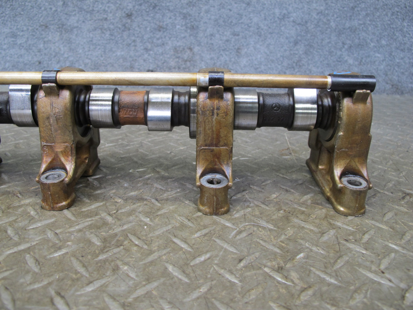 86-91 Mercedes W126 M117 Engine Right Camshaft Assembly OEM