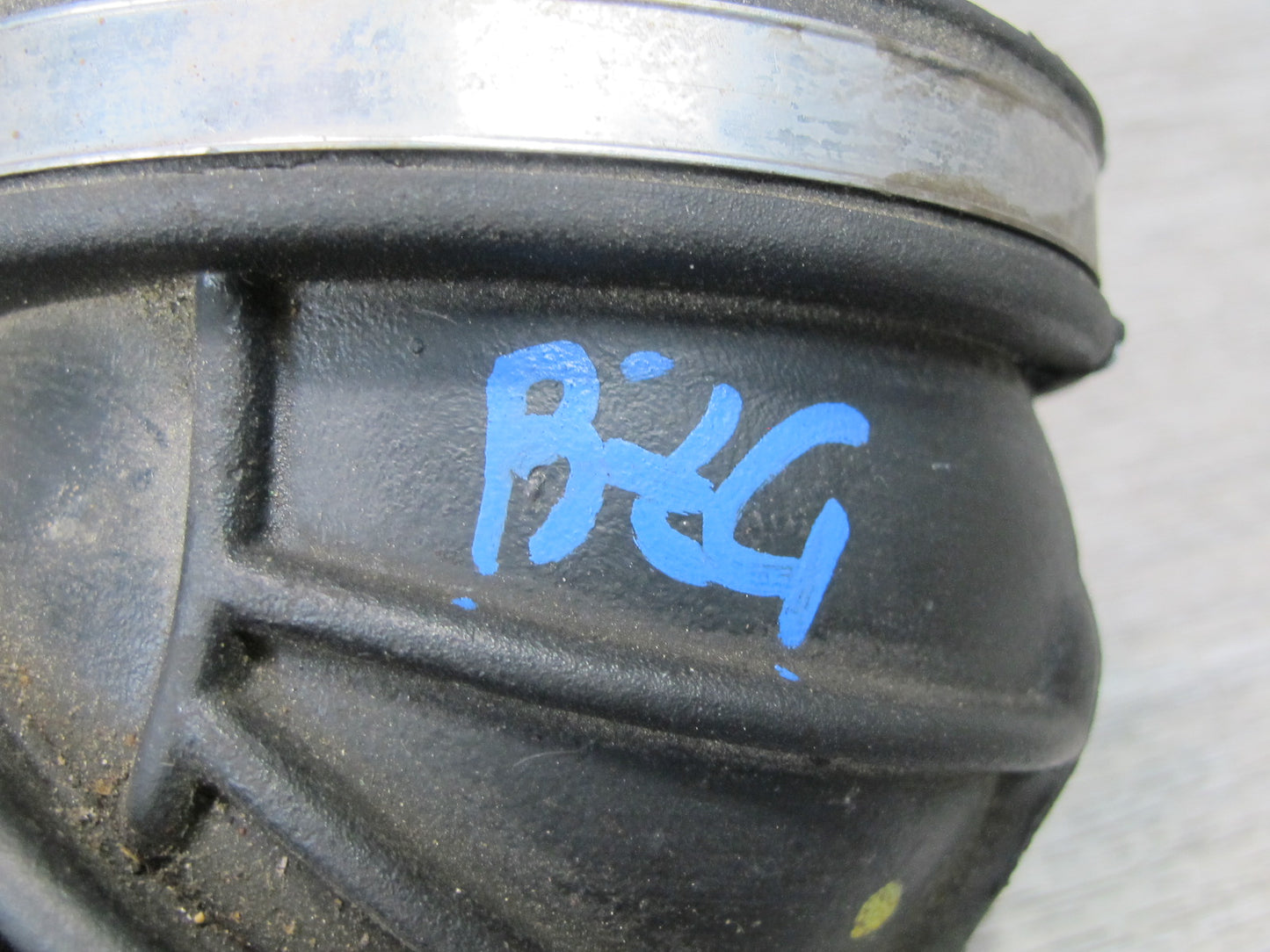 97-98 BMW E36/7 Z3 2.8L M52 Engine Air Intake Boot Hose OEM