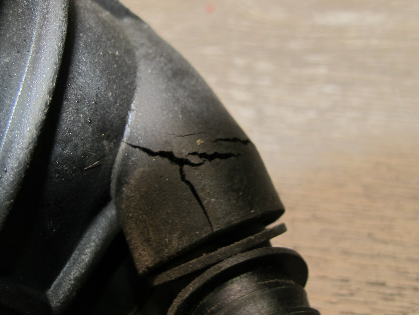 97-98 BMW E36/7 Z3 2.8L M52 Engine Air Intake Boot Hose OEM