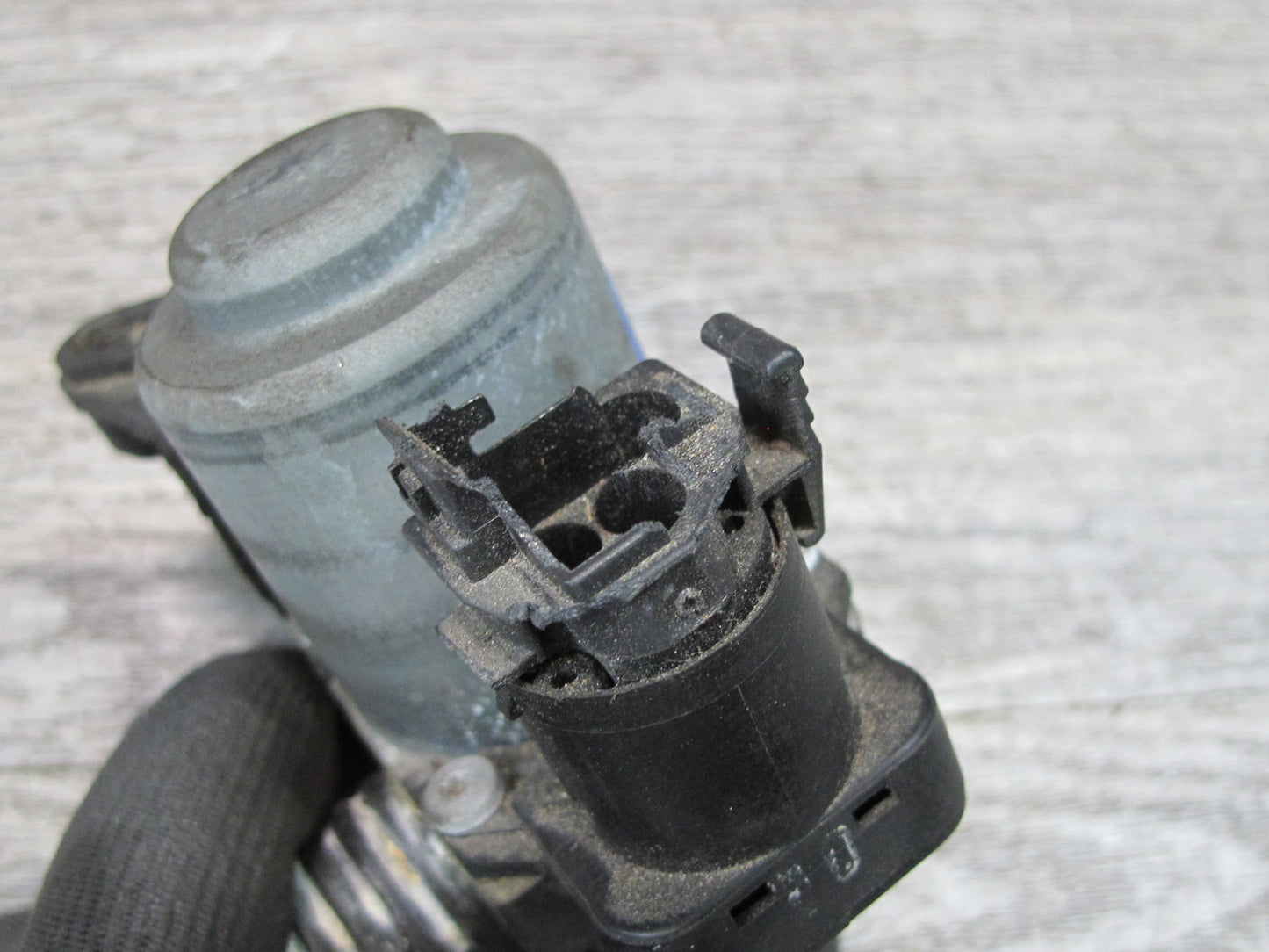 97-02 BMW E36/7 Z3 Heater Control Water Valve 8375443 OEM