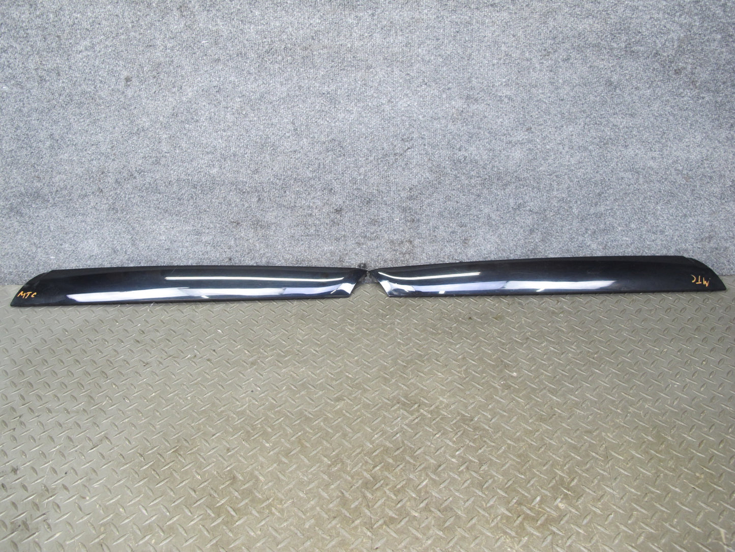 11-16 Mini Cooper R60 Set of 2 Rear Exterior C Pillar Trim Cover Molding OEM