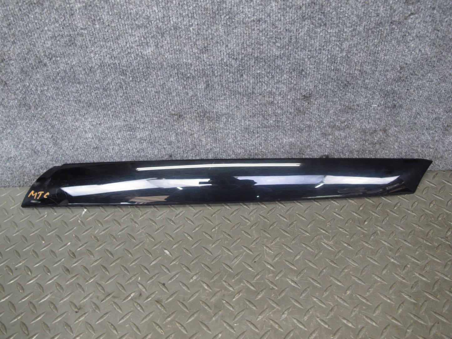 11-16 Mini Cooper R60 Set of 2 Rear Exterior C Pillar Trim Cover Molding OEM