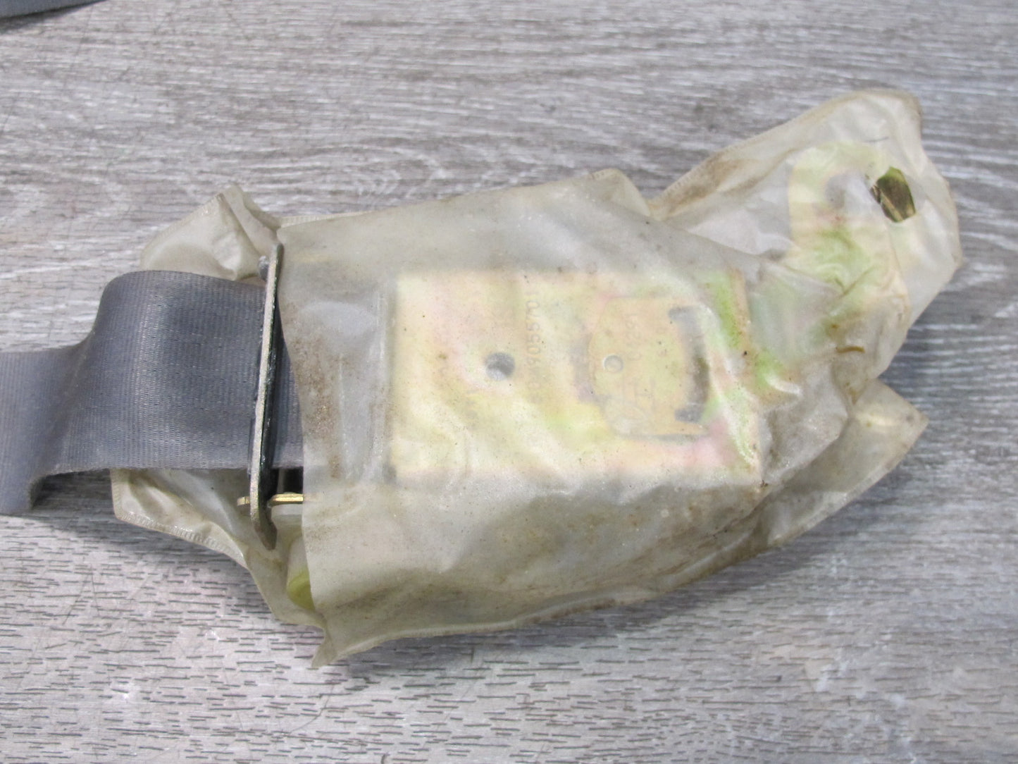 86-88 MAZDA RX7 FRONT RIGHT & LEFT SIDE SEATBELT RETRACTOR SET OEM