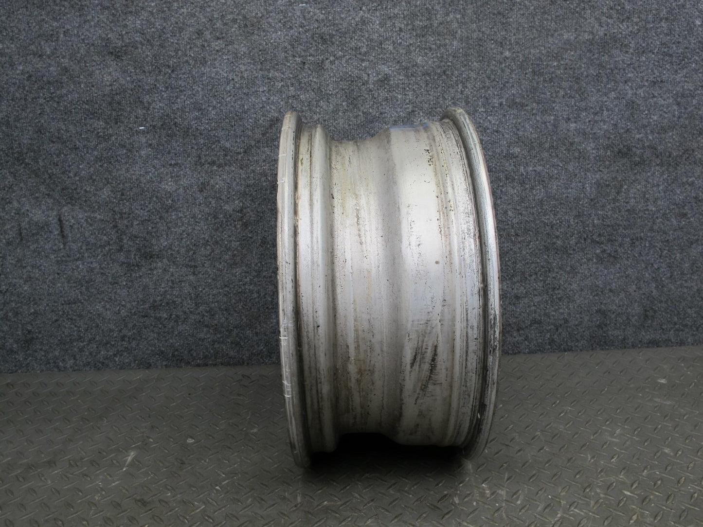1983-1989 Porsche 928 S Factory R16" Wheel Rim 16x7J ET65 92836102105