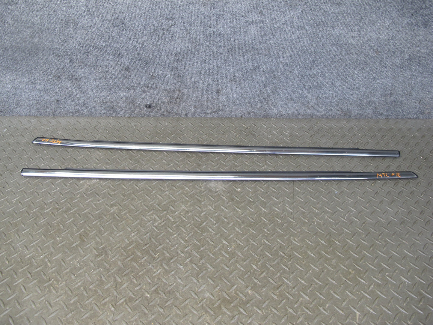 11-16 Mini Cooper R60 Set of 2 Front Door Chrome Channel Trim Molding Cover OEM