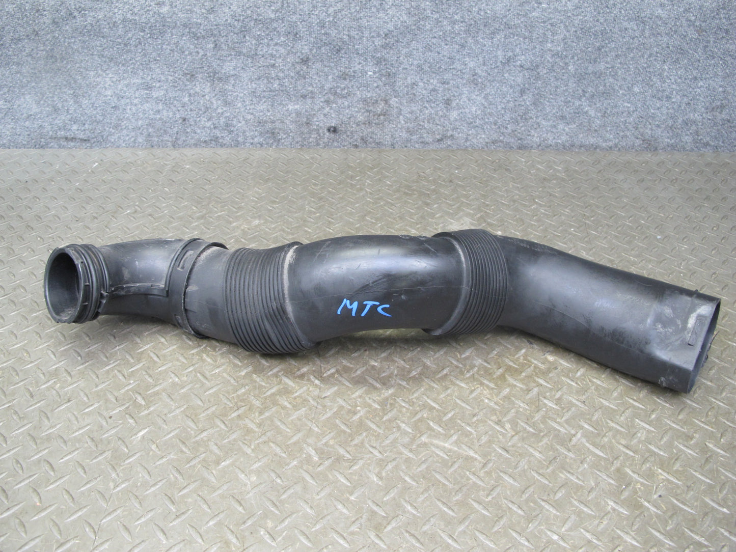 11-16 Mini Cooper S R60 R61 Countryman N18 Air Intake Hose Pipe Line 9804246 OEM