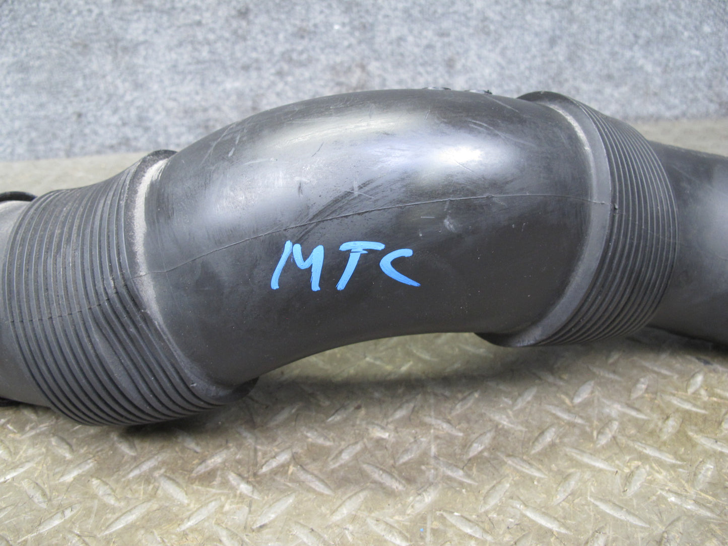 11-16 Mini Cooper S R60 R61 Countryman N18 Air Intake Hose Pipe Line 9804246 OEM